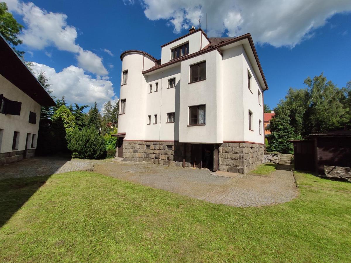 Vila Sik 2 Nove Mesto na Morave Exteriör bild